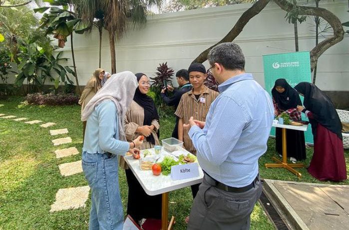 Volunteering di acara Kültür Haftası (Pekan Kebudayaan Indonesia-Turki)